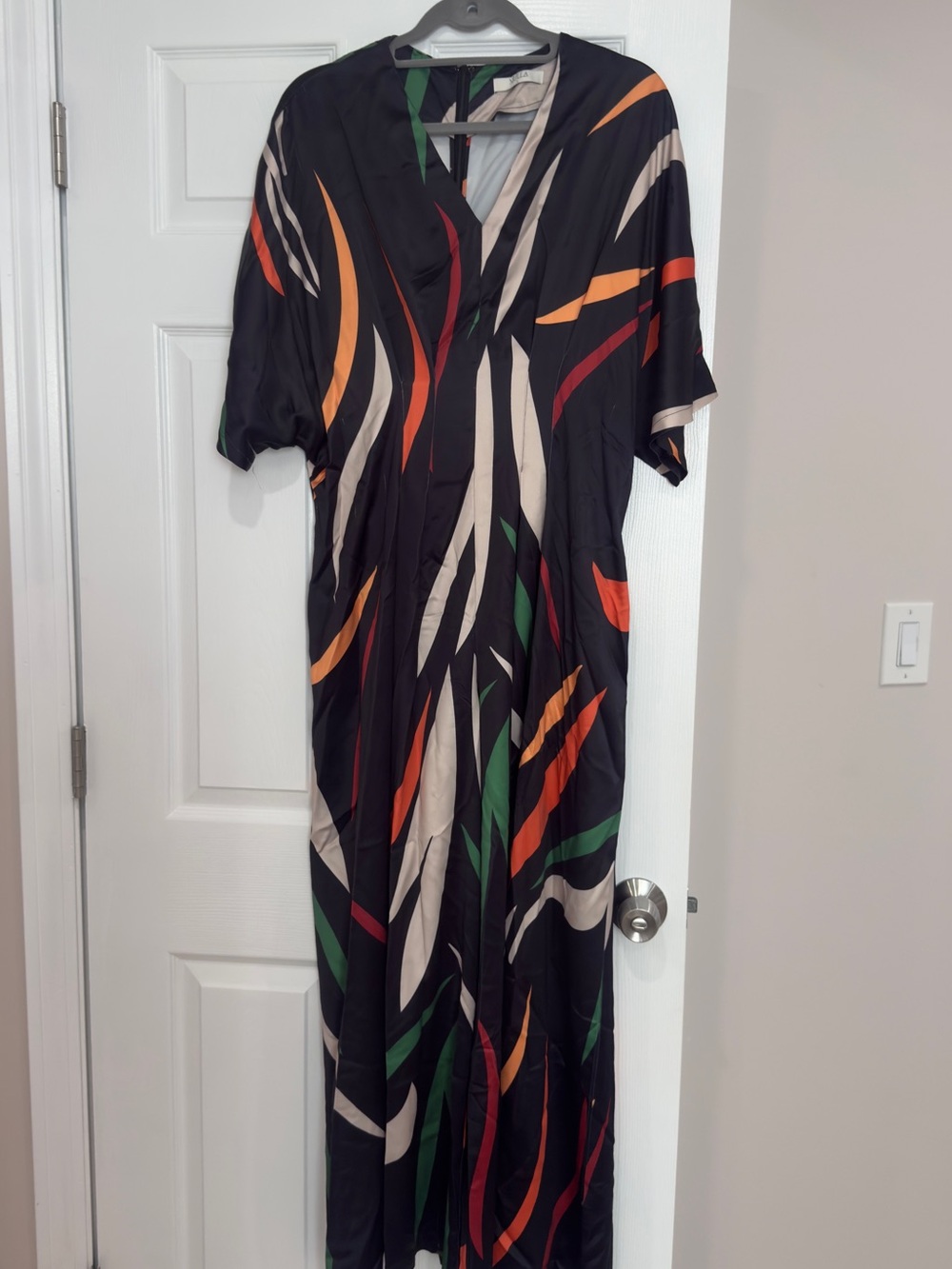 Black Abstract Print Maxi Dress - Women's